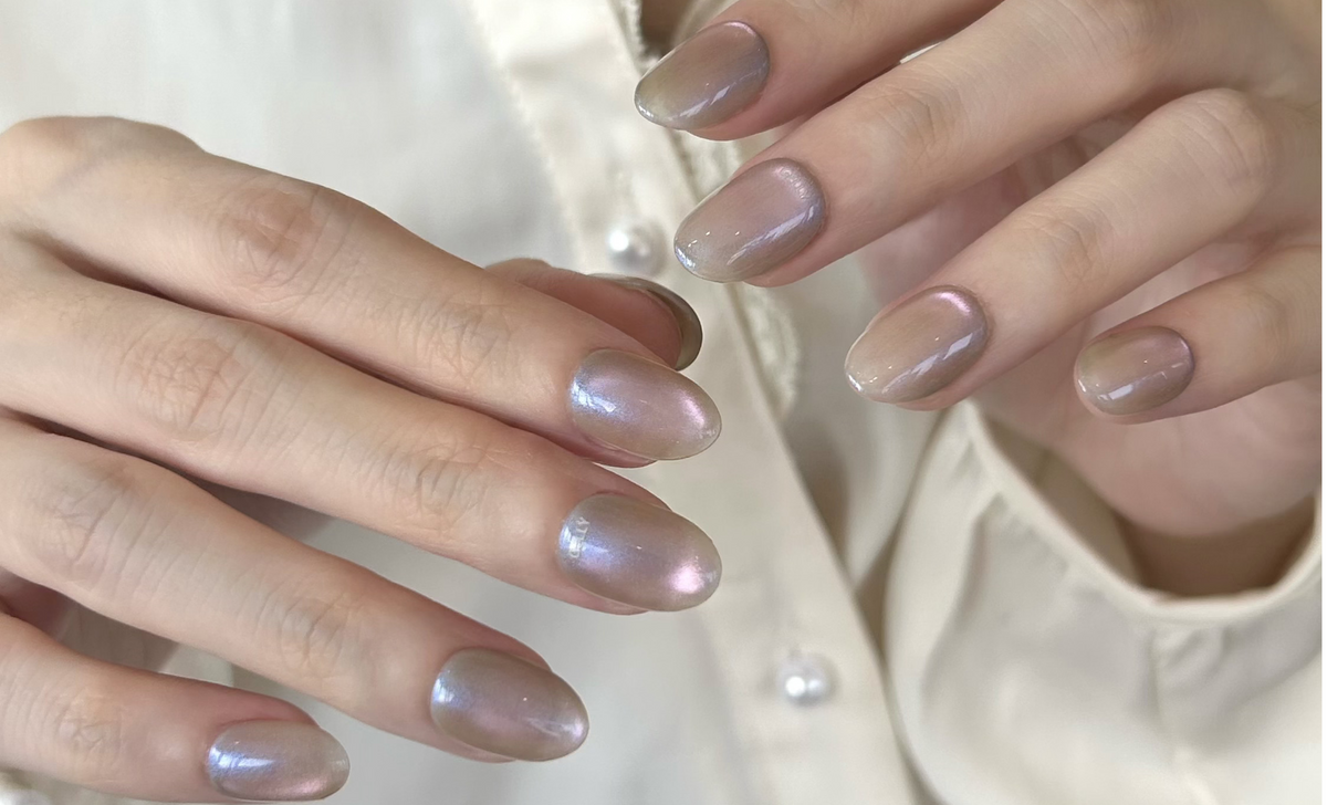 Cat eye nail