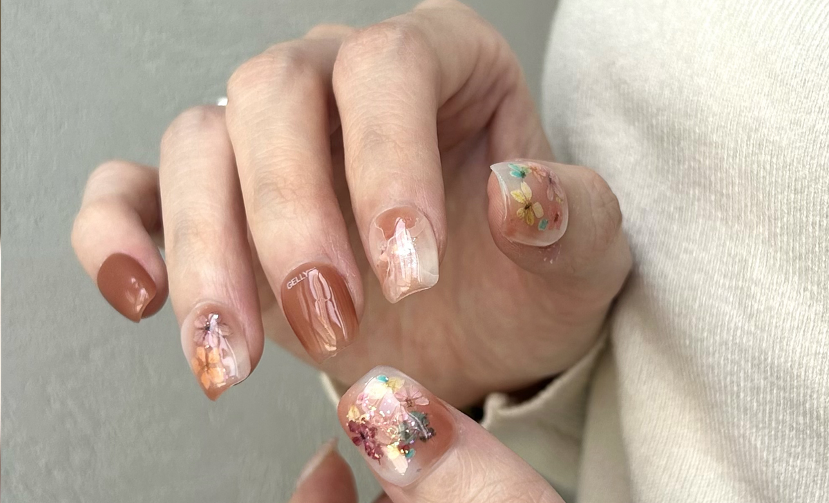 Understanding the Differences Between 100% Handcrafted, Semi-Handcrafted, and Factory-Made Press On Nail Art
