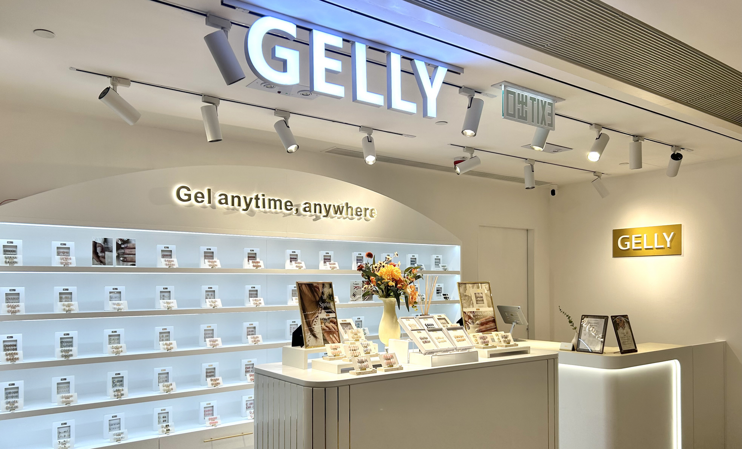 GELLY store interior with shelves displaying products and a counter.