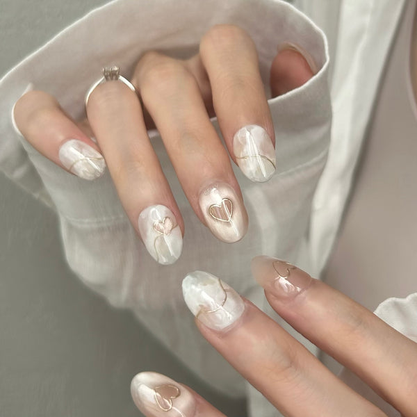 Heart shape cat eye press on nail