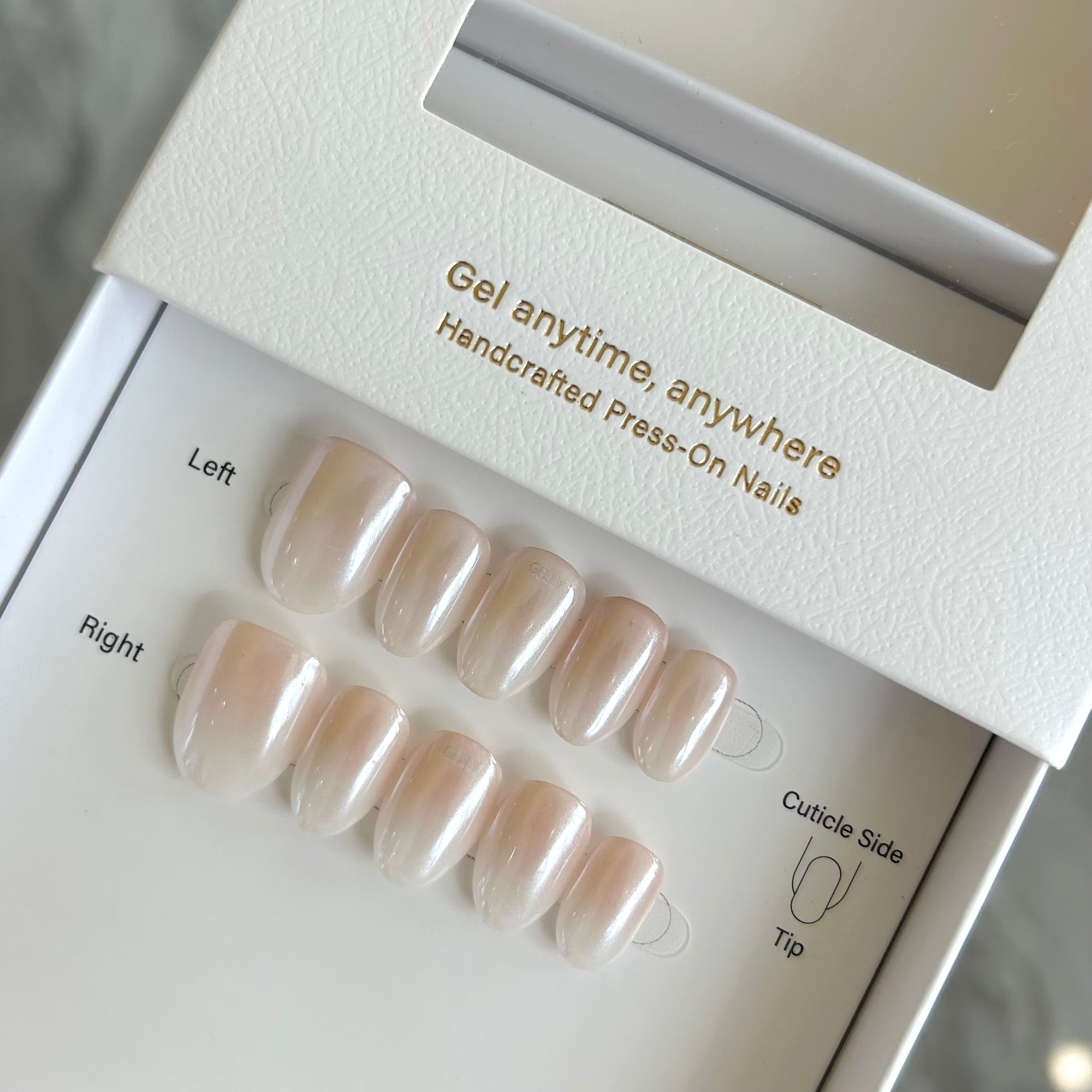 穿戴甲  press on nail