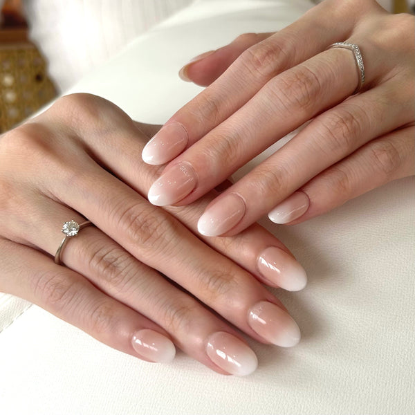 裸粉漸變美甲 Ombre press on nails