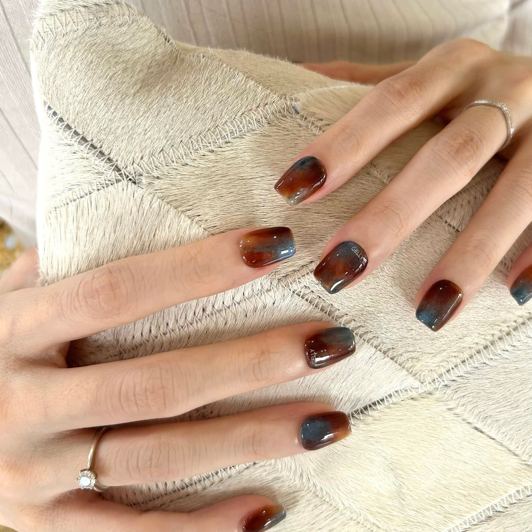 藍色穿戴甲 Blue press on nail