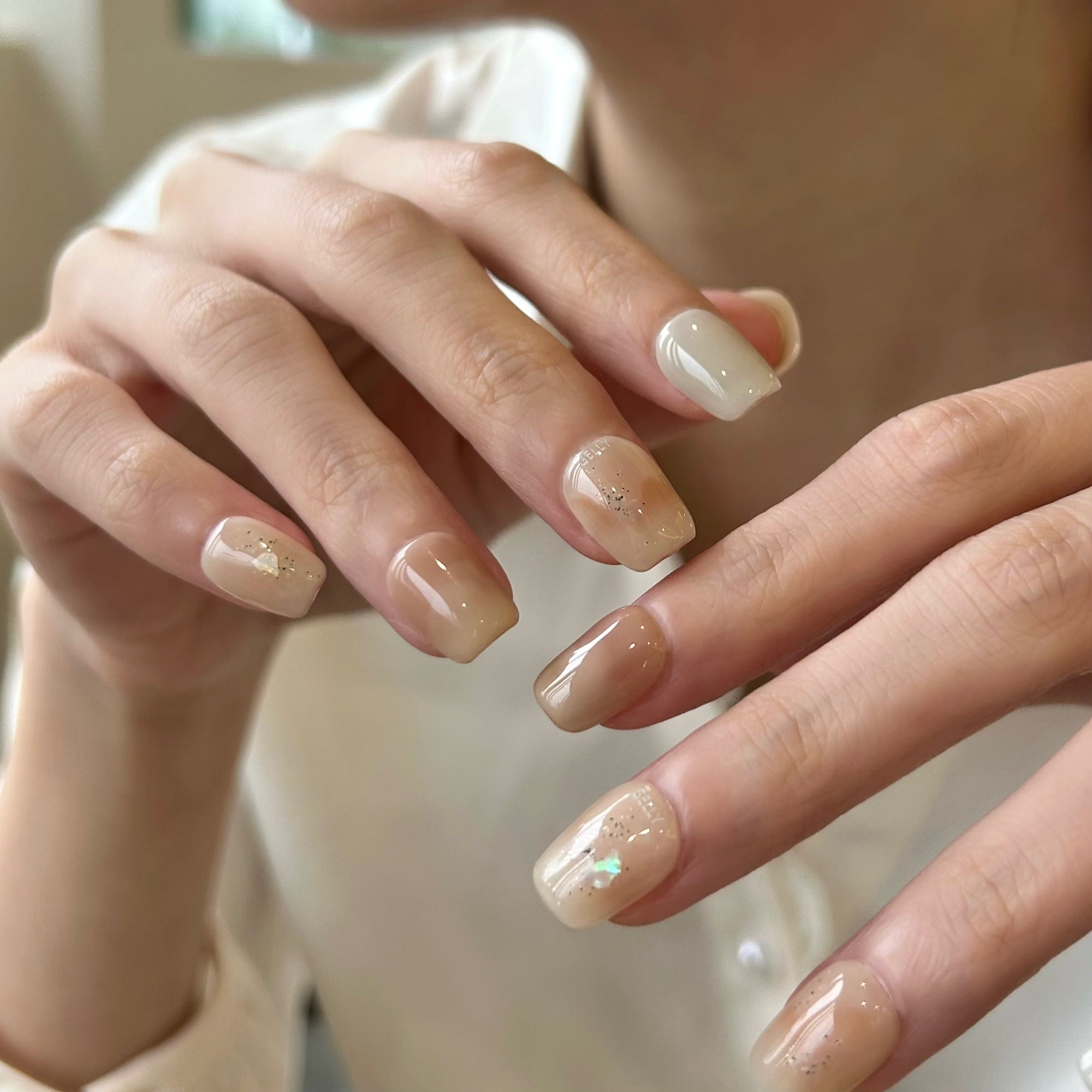 press on nail Singapore, 穿戴甲