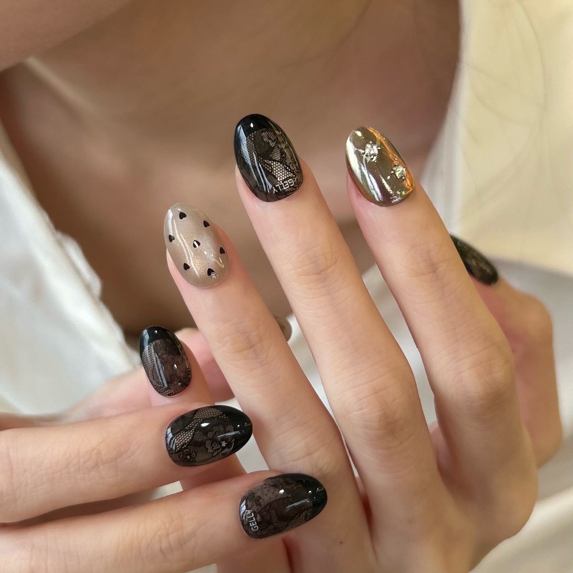 black press on nail Singapore, 黑色穿戴甲