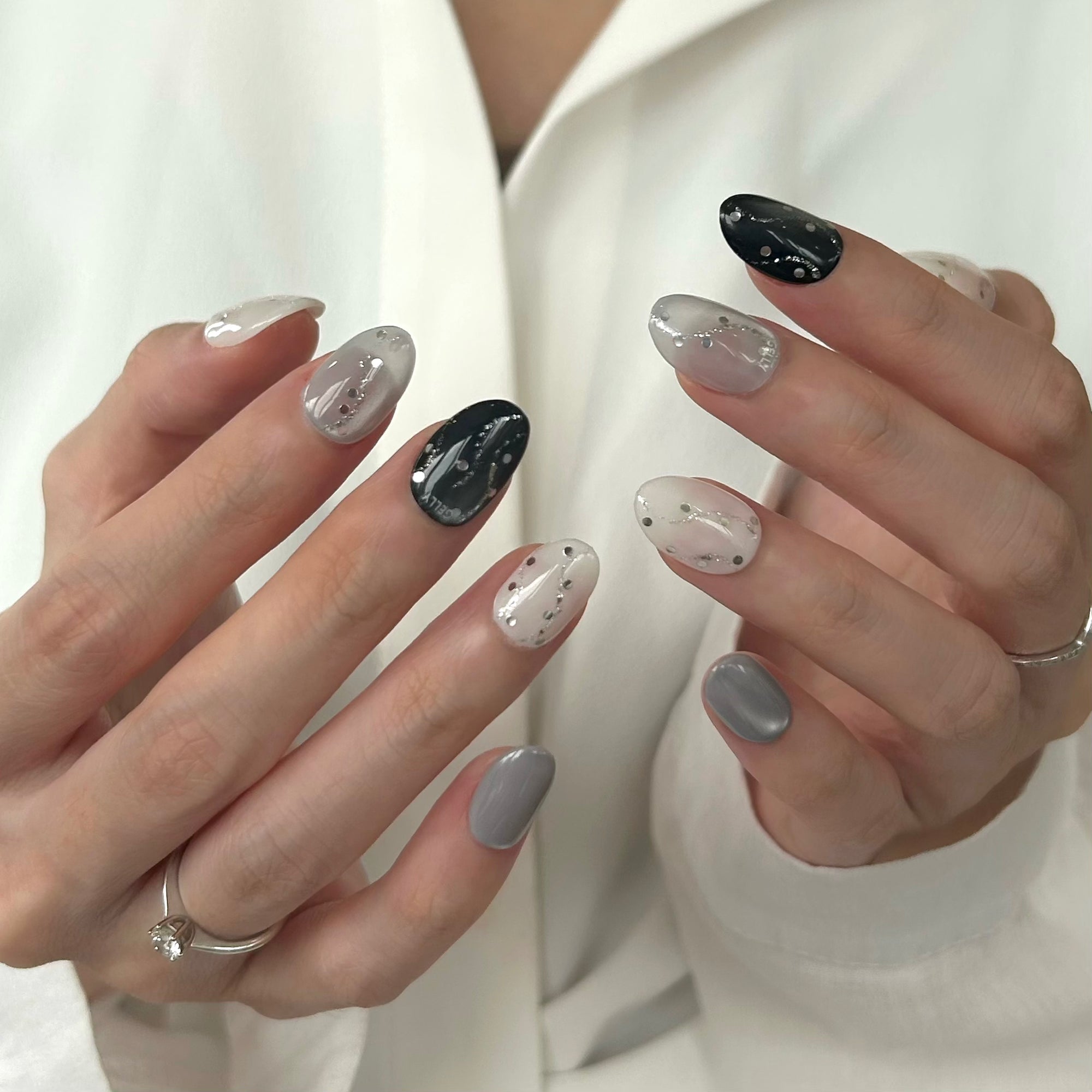 Press on nail Singapore, 穿戴甲