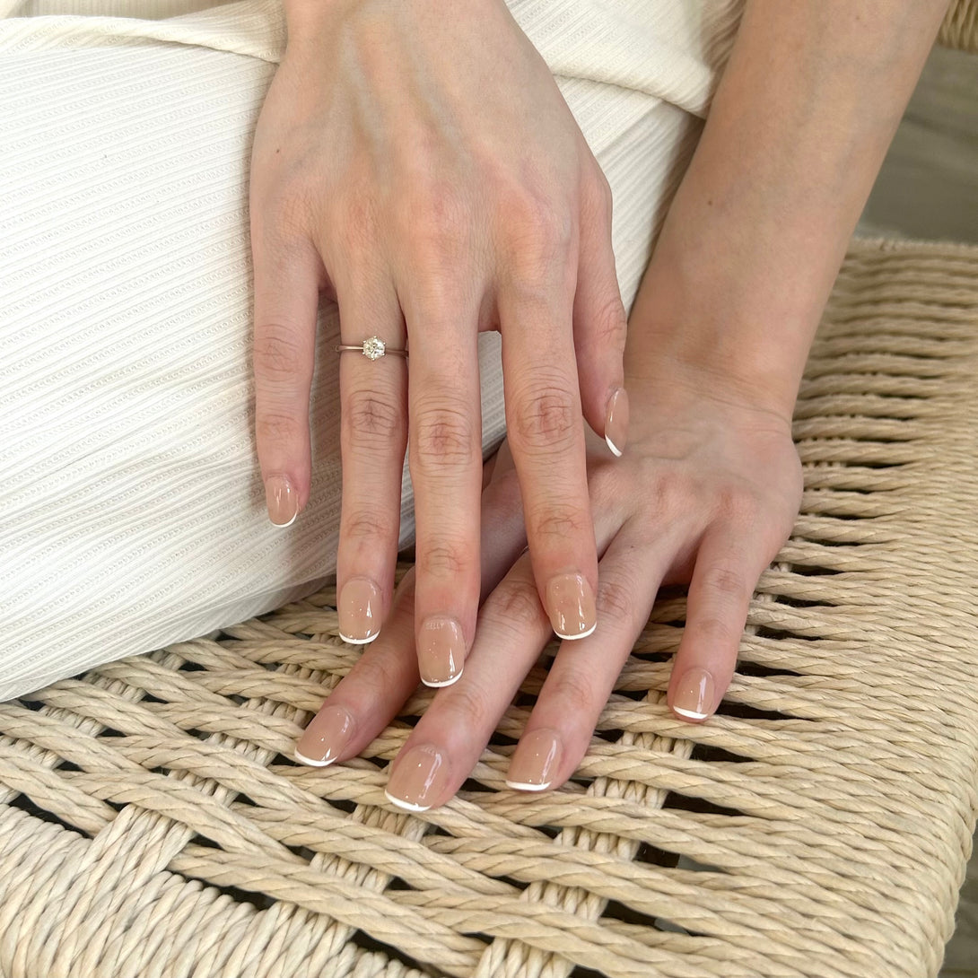 Frenchie nail, Press On Nails