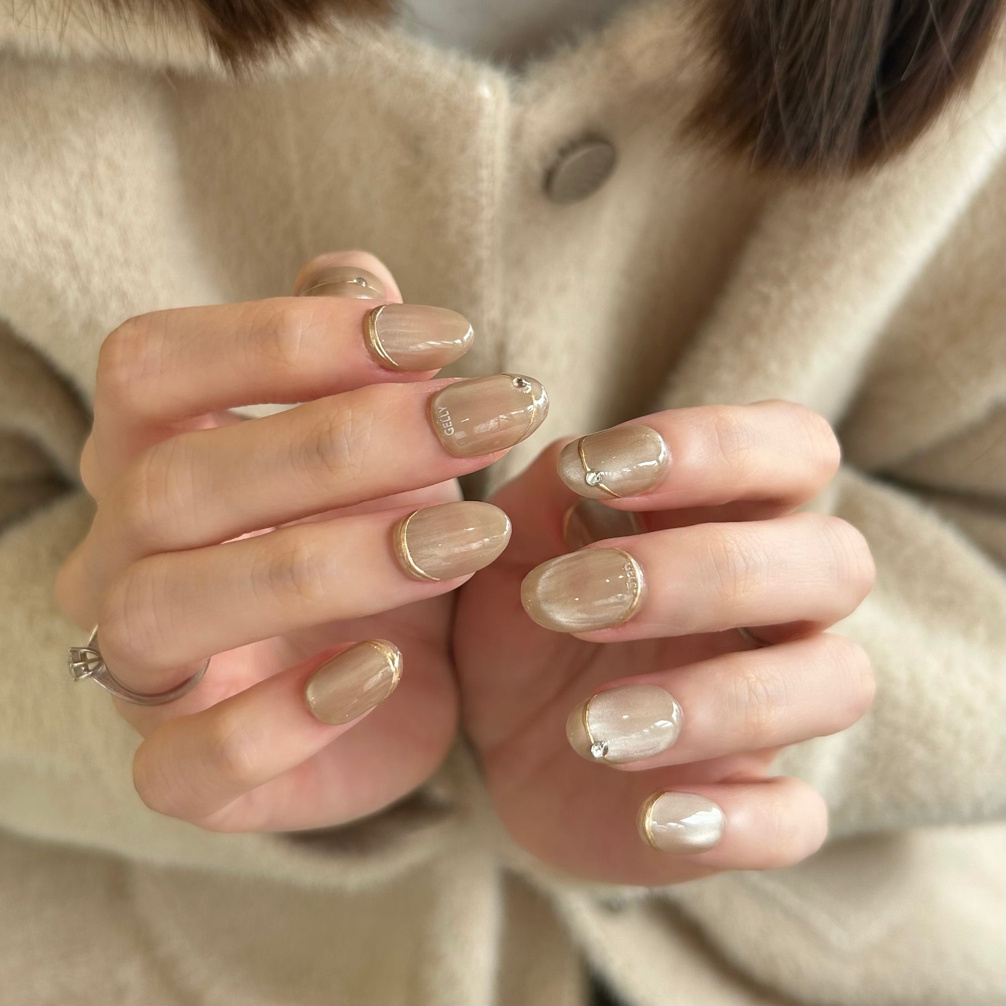 穿戴甲 press on nail