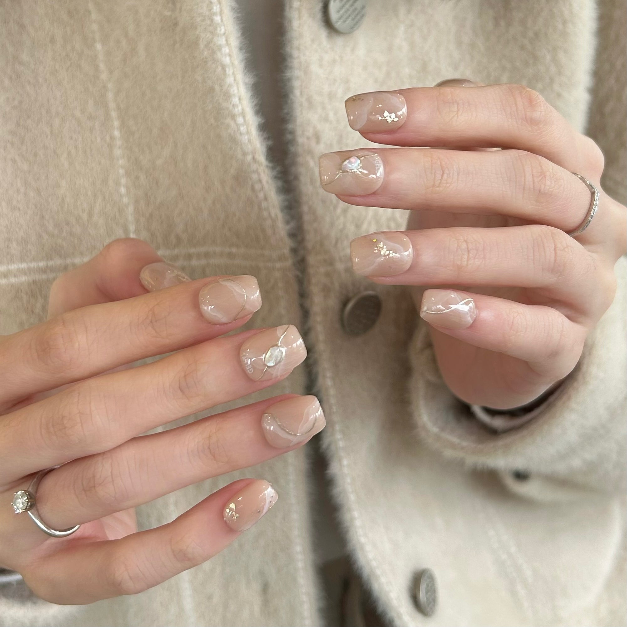 穿戴甲 press on nail