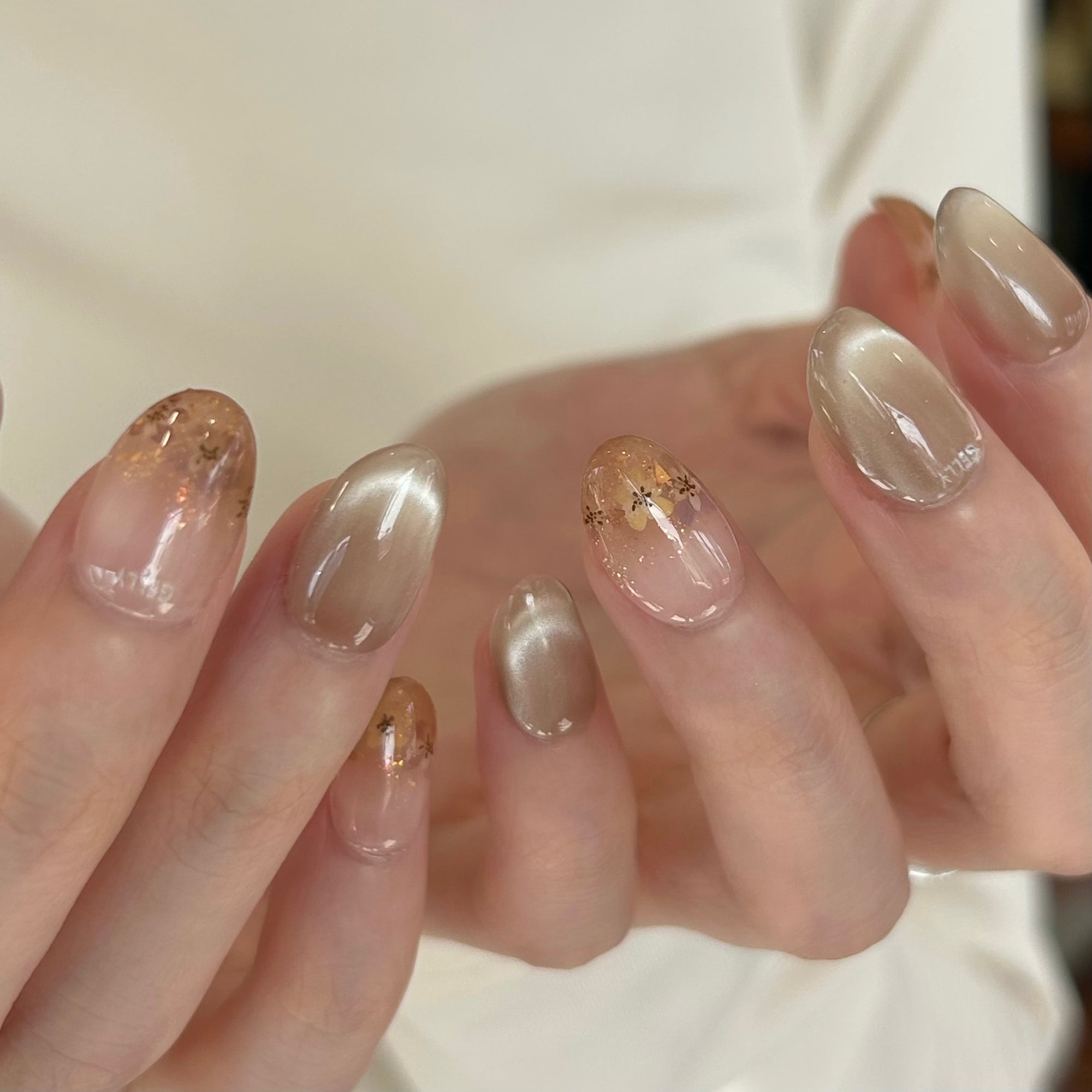 穿戴甲 press on nail