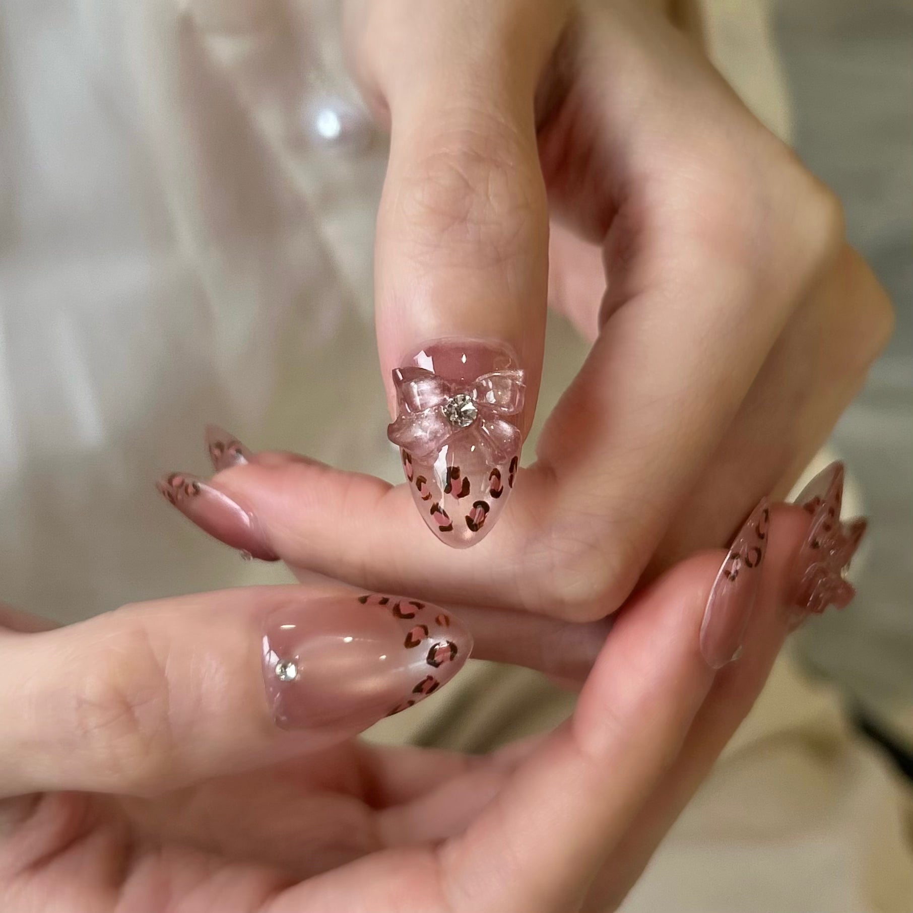 pink press on nail Singapore, 粉紅色穿戴甲