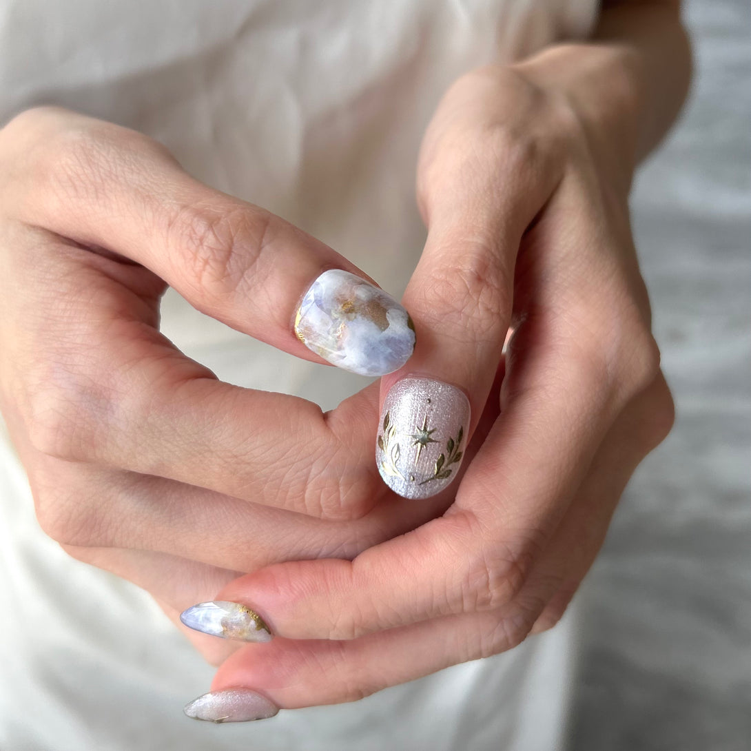 Goddess of Wisdom Athena, blue and gold marble press on nail 藍白色暈染穿戴甲